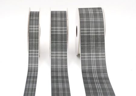 Klassisches Schwarz- und Graues Karoband_AI